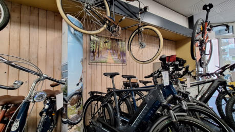 solides Hybrid Bike mit zwei Akkus. "Das Reiserad"